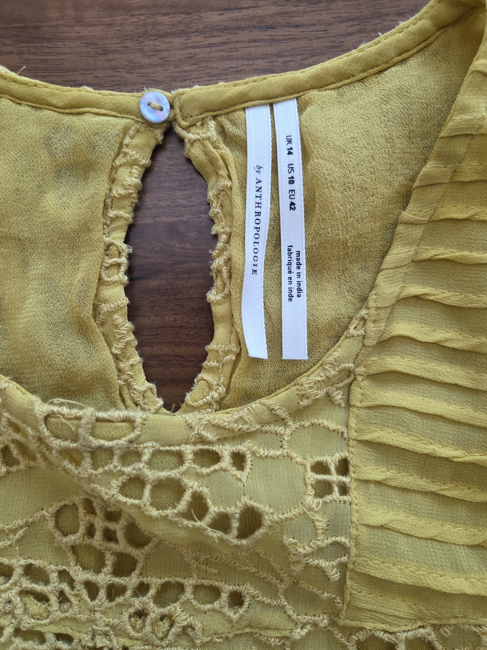 Anthropologie Clementine Blouse, Ruffled Eyelet Yellow Marigold Size 10 P2P 20" - Picture 6 of 7